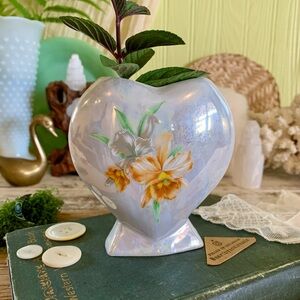 Vintage Ceramic Lusterware Floral Heart Vase 🩶 Unique Home Decor / Gift / Nature